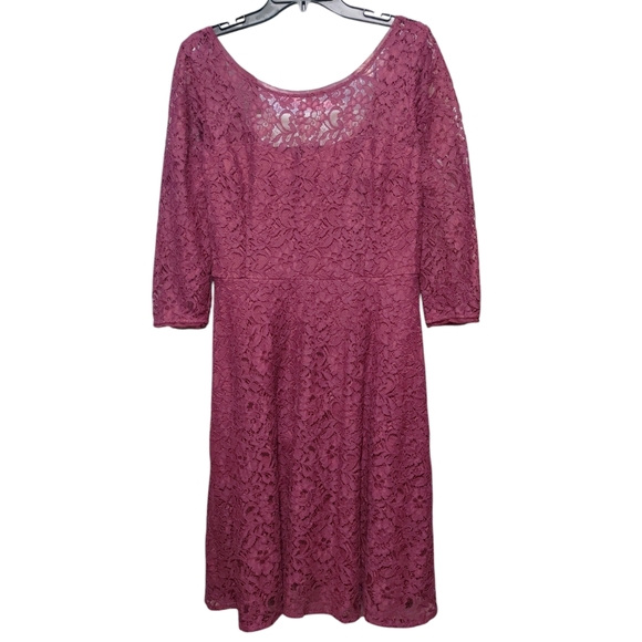 White House Black Market Dresses & Skirts - White House Black Market Purple Lace 3/4 Sleeve Mini Dress Women's Size 10